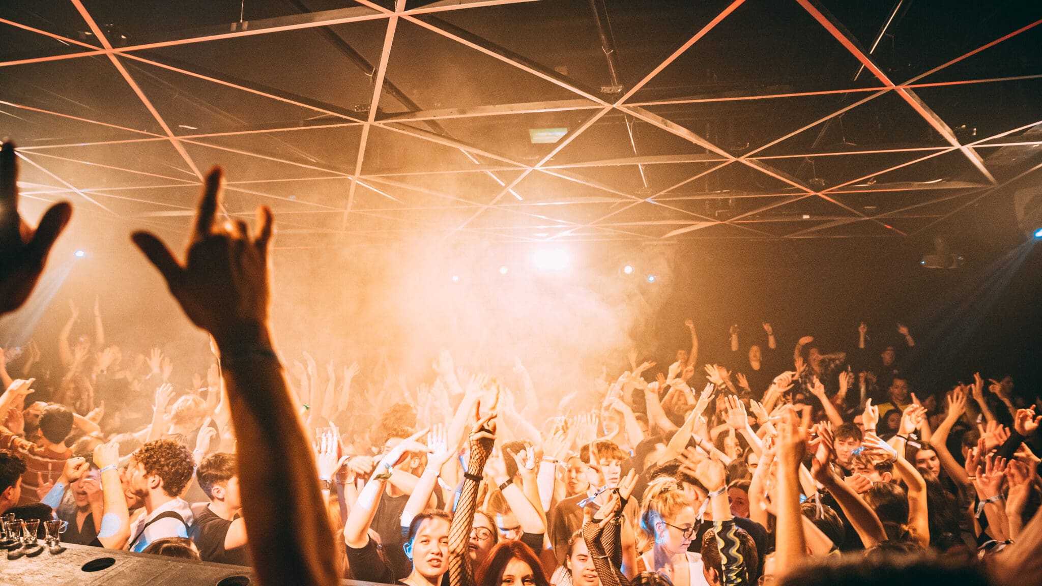 Mama tanzt Latino – halle02, 11.04.2026